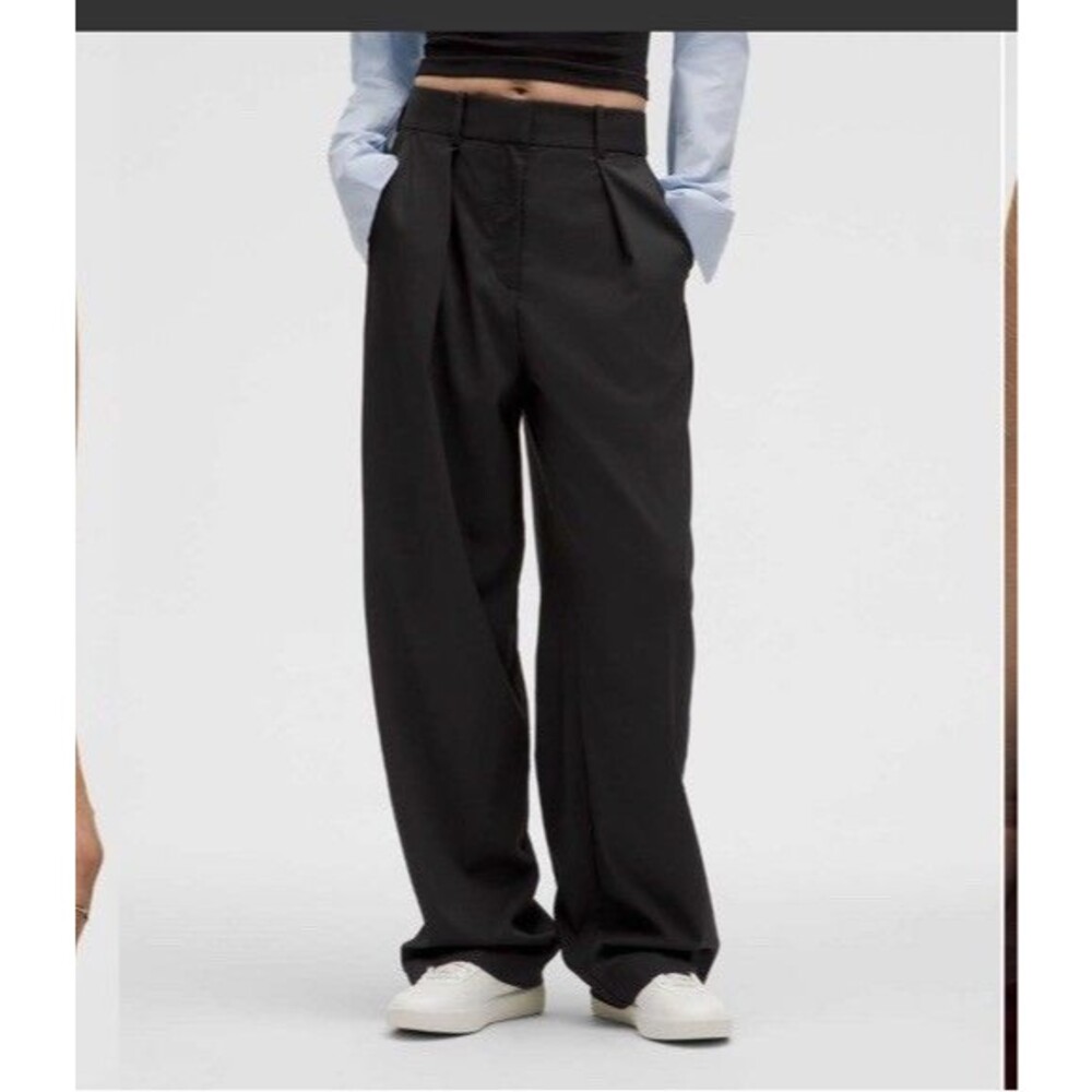 Lululemon Pleat Front High-Rise Trouser Sz 8 Black